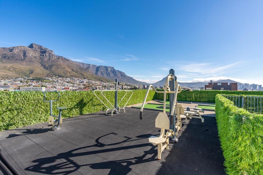 1 Bedroom Property for Sale in Woodstock Western Cape